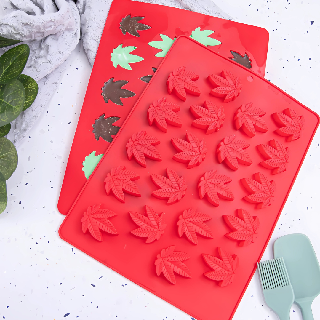 2pc Marijuana Leaf Silicone Candy Molds 40/pcs